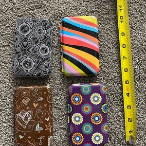 4 opera hinge wallets